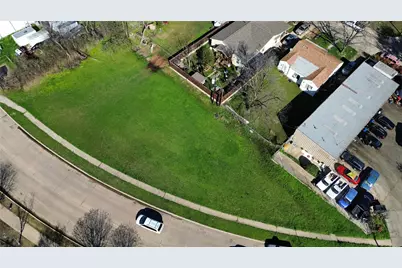 810 Hopkins Street, Garland, TX 75040 - Photo 2