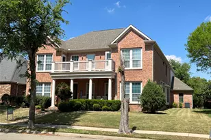 1803 E Branch Hollow Dr, Carrollton, TX 75007 - Photo 2