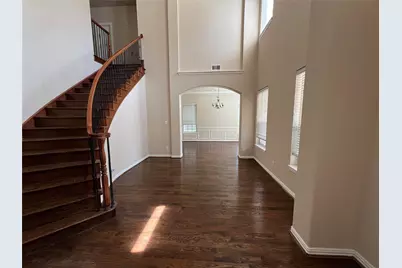 1803 E Branch Hollow Drive, Carrollton, TX 75007 - Photo 4