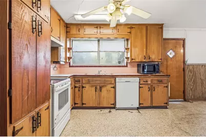 3557 Montreal Circle, Haltom City, TX 76117 - Photo 8