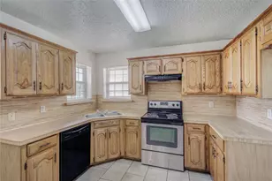 420 Roosevelt Ave, Terrell, TX 75160 - Photo 10