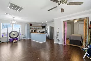 311 Guthrie St, Dallas, TX 75224 - Photo 10