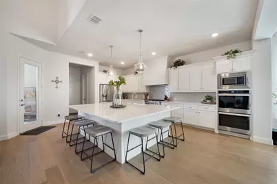 1421 Laurel Green Court, Arlington, TX 76005 - Photo 8