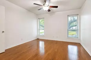 10029 Regal Park Ln, Dallas, TX 75230 - Photo 16