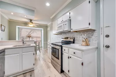 10029 Regal Park Lane #212, Dallas, TX 75230 - Photo 14