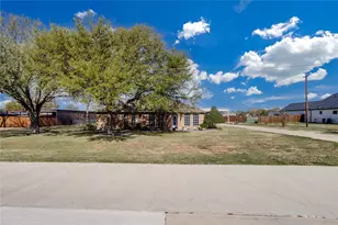 11170 Jennifer Cir, Forney, TX 75126 - Photo 2