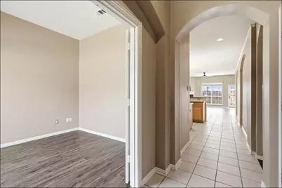 5517 Longhorn Drive, The Colony, TX 75056 - Photo 6