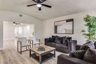 5624 Cando Dr, Fort Worth, TX 76134 - Photo 2