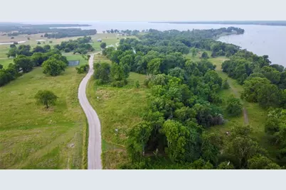 2085 S Oaks Lane, Lone Oak, TX 75453 - Photo 8