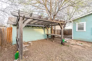 2335 S 10th St, Abilene, TX 79605 - Photo 8