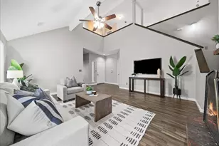 723 Keessee Dr, Cedar Hill, TX 75104 - Photo 8