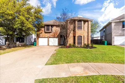 723 Keessee Drive, Cedar Hill, TX 75104 - Photo 1