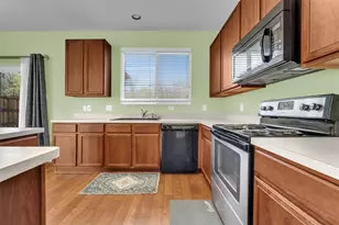 921 Penny Royal Ct, Arlington, TX 76002 - Photo 10