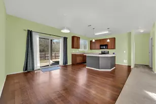 921 Penny Royal Ct, Arlington, TX 76002 - Photo 6