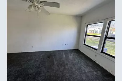 808 Magnolia Drive, Garland, TX 75040 - Photo 10