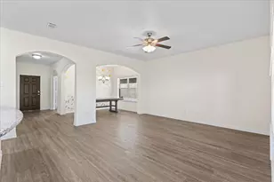 220 Camden St, Red Oak, TX 75154 - Photo 6