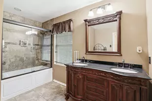 6545 Lyndon B Johnson Fwy, Dallas, TX 75240 - Photo 16