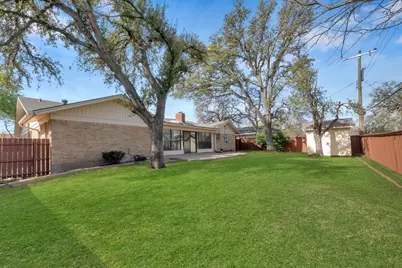 224 Plainview Drive, Hurst, TX 76054 - Photo 38