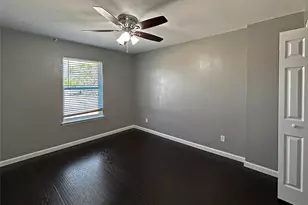 2951 Chanute Dr, Grand Prairie, TX 75052 - Photo 26