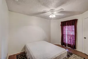 1110 Hemphill Ct, Cleburne, TX 76033 - Photo 6