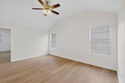 2522 Crosslands Drive, Garland, TX 75040 - Photo 18