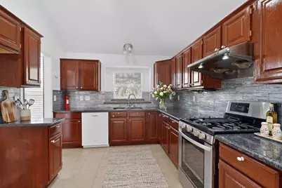 2522 Crosslands Drive, Garland, TX 75040 - Photo 10