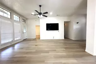 2522 Crosslands Dr, Garland, TX 75040 - Photo 10