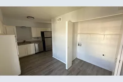 1907 Nolen Court, Arlington, TX 76012 - Photo 20