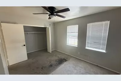 1907 Nolen Court, Arlington, TX 76012 - Photo 10