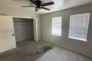 1907 Nolen Ct, Arlington, TX 76012 - Photo 10