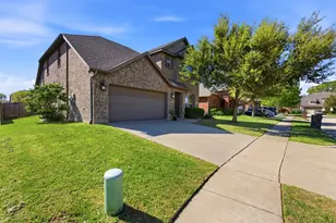 504 Neils Ct, Arlington, TX 76002 - Photo 1
