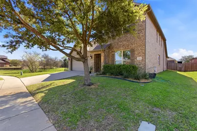 504 Neils Court, Arlington, TX 76002 - Photo 2
