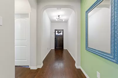 504 Neils Court, Arlington, TX 76002 - Photo 4