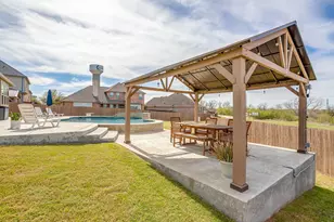 100 Sendero Oak Dr, Crowley, TX 76036 - Photo 28