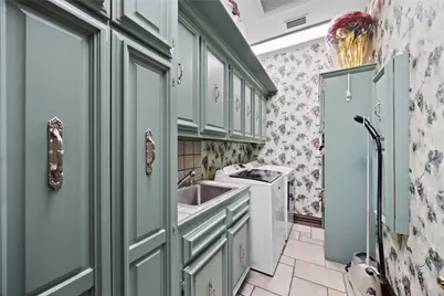 17168 Club Hill Drive, Dallas, TX 75248 - Photo 40