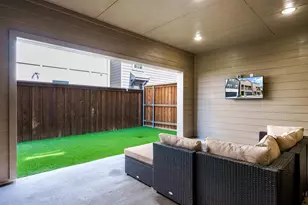 2512 Carolwood Ln, Dallas, TX 75212 - Photo 4