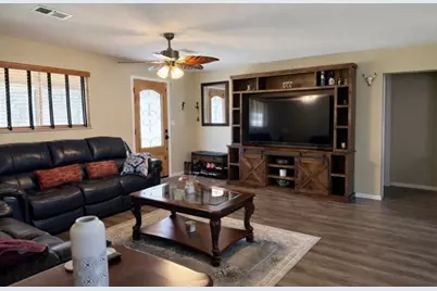 334 Live Oak Loop, Whitney, TX 76692 - Photo 4