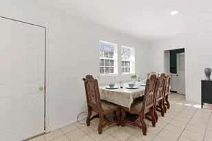 1905 Franklin St, Irving, TX 75060 - Photo 4