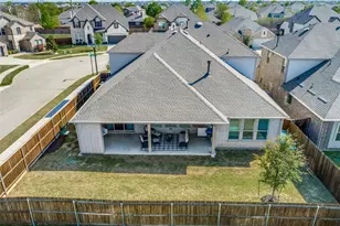 1221 Whitewing Dove Dr, Little Elm, TX 75068 - Photo 32