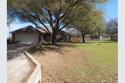 813 Emily Trail, Azle, TX 76020 - Photo 24
