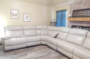 813 Emily Trail, Azle, TX 76020 - Photo 10