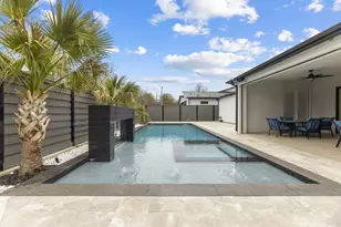 1515 N Fielder Rd, Arlington, TX 76012 - Photo 8