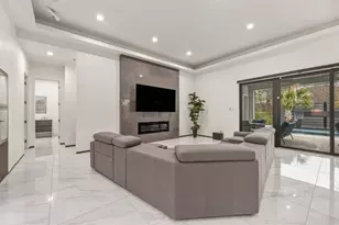 1515 N Fielder Rd, Arlington, TX 76012 - Photo 10