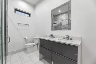 1515 N Fielder Rd, Arlington, TX 76012 - Photo 32