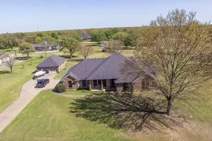 1164 Oak Bend Dr, Post Oak Bend, TX 75142 - Photo 2