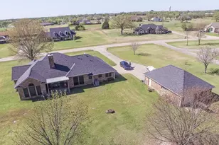 1164 Oak Bend Dr, Post Oak Bend, TX 75142 - Photo 4
