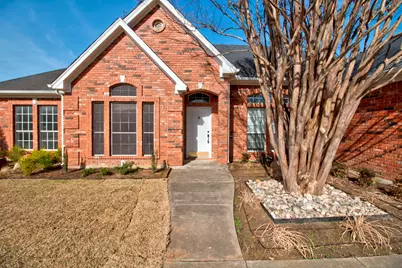 1400 N Saint Charles Avenue, Pilot Point, TX 76258 - Photo 2