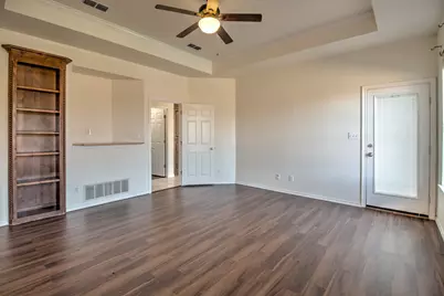 1400 N Saint Charles Avenue, Pilot Point, TX 76258 - Photo 16