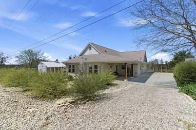 118 W Heath Street, Hico, TX 76457 - Photo 2