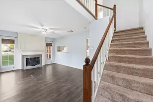 1509 Creek Bank Ln, Arlington, TX 76014 - Photo 8